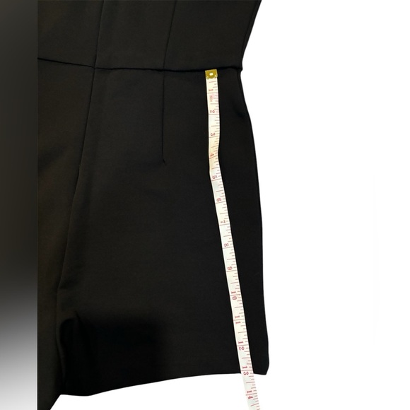 Romeo & Juliet Couture Off Shoulder Shorts Romper Black Sz small - Picture 6 of 8
